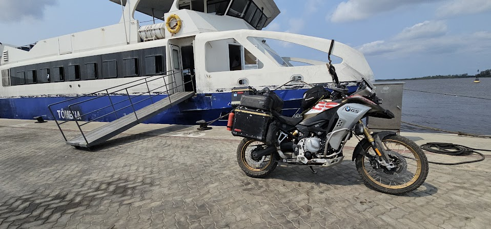 Luanda – Departure and Ride to Soyo